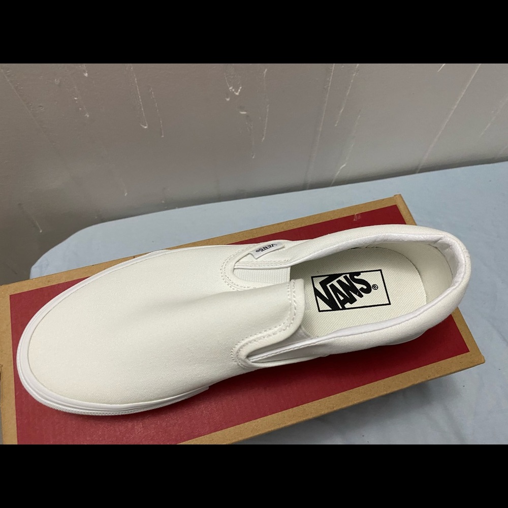 Van Classic Slip On White